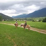 Knaller Der Reiterbauernhof * Reisach